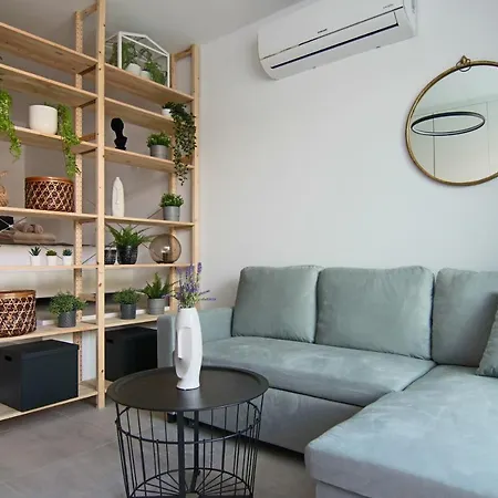 Phaedrus Living Seaside Luxury Flat Athina 123 파포스